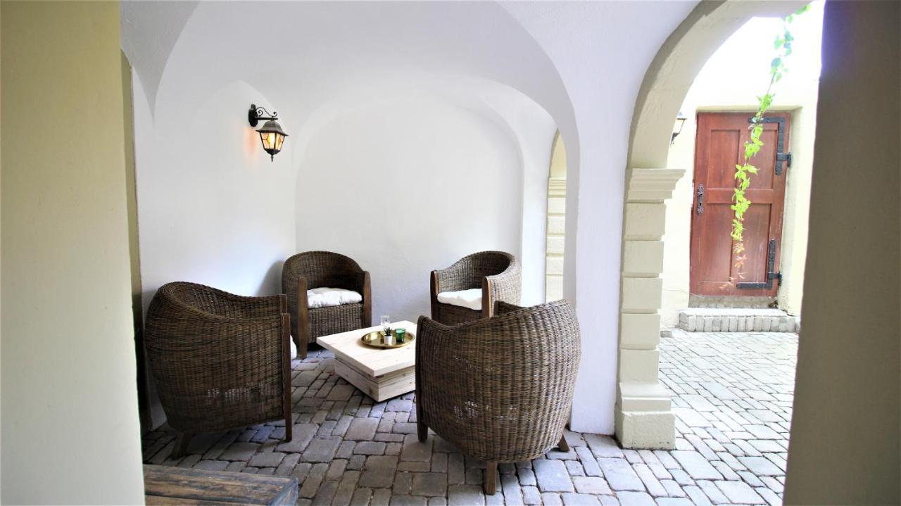 Idyllic Setting In Center - Bright & Modern Würzburg