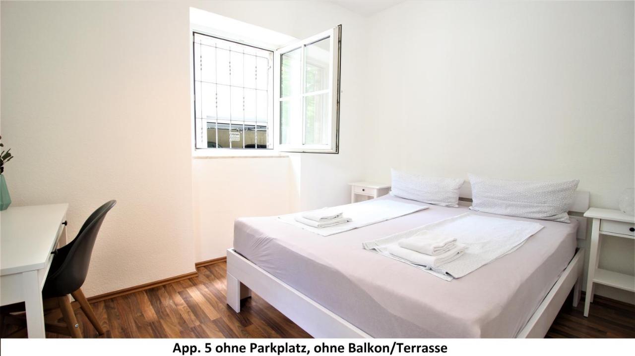 Apartment Idyllic Setting In Center - Bright & Modern